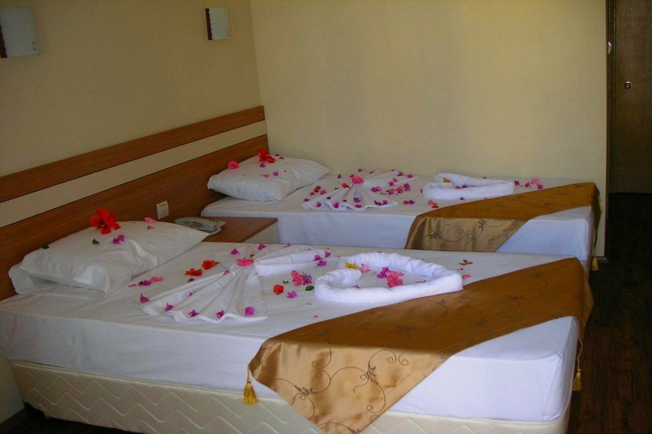 Ercan Han Hotel Icmeler Exterior photo